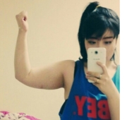 팔뚝초콜릿테…